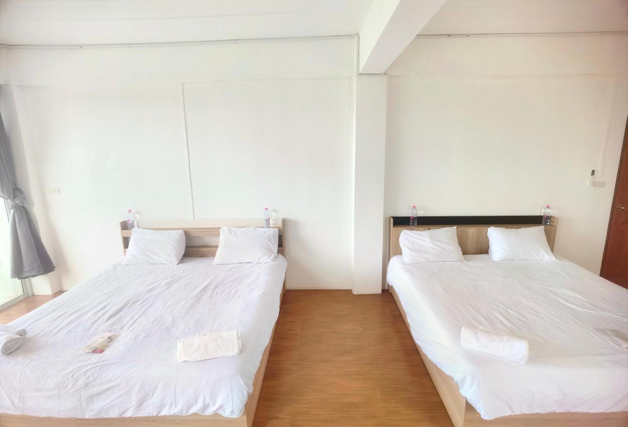 فندق 115 Townhouse Ban Khlong Krang المظهر الخارجي الصورة