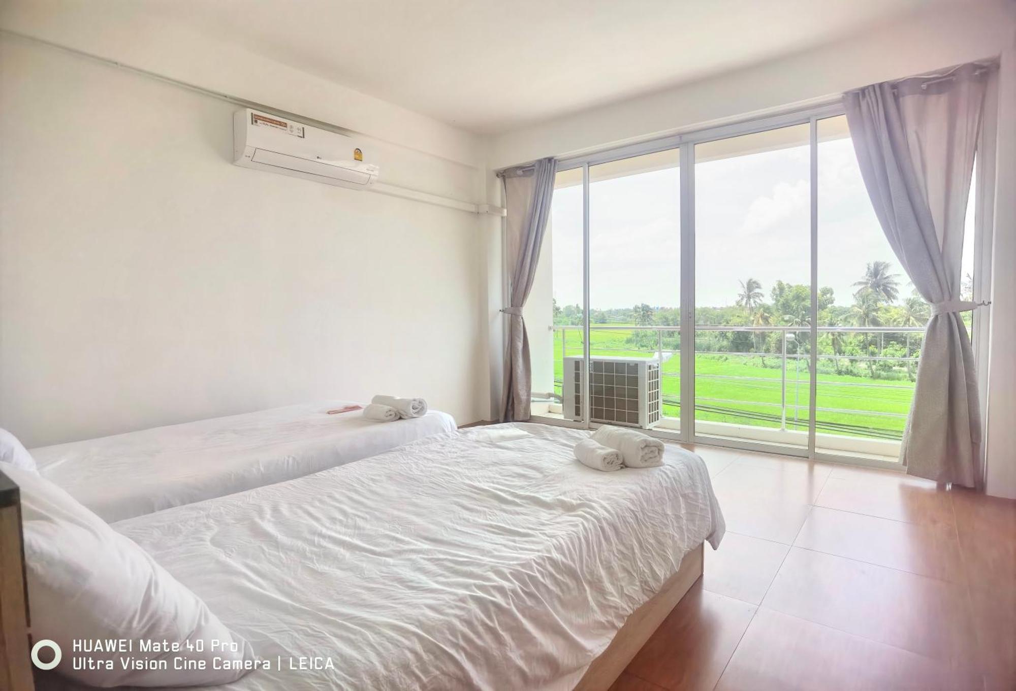 فندق 115 Townhouse Ban Khlong Krang المظهر الخارجي الصورة