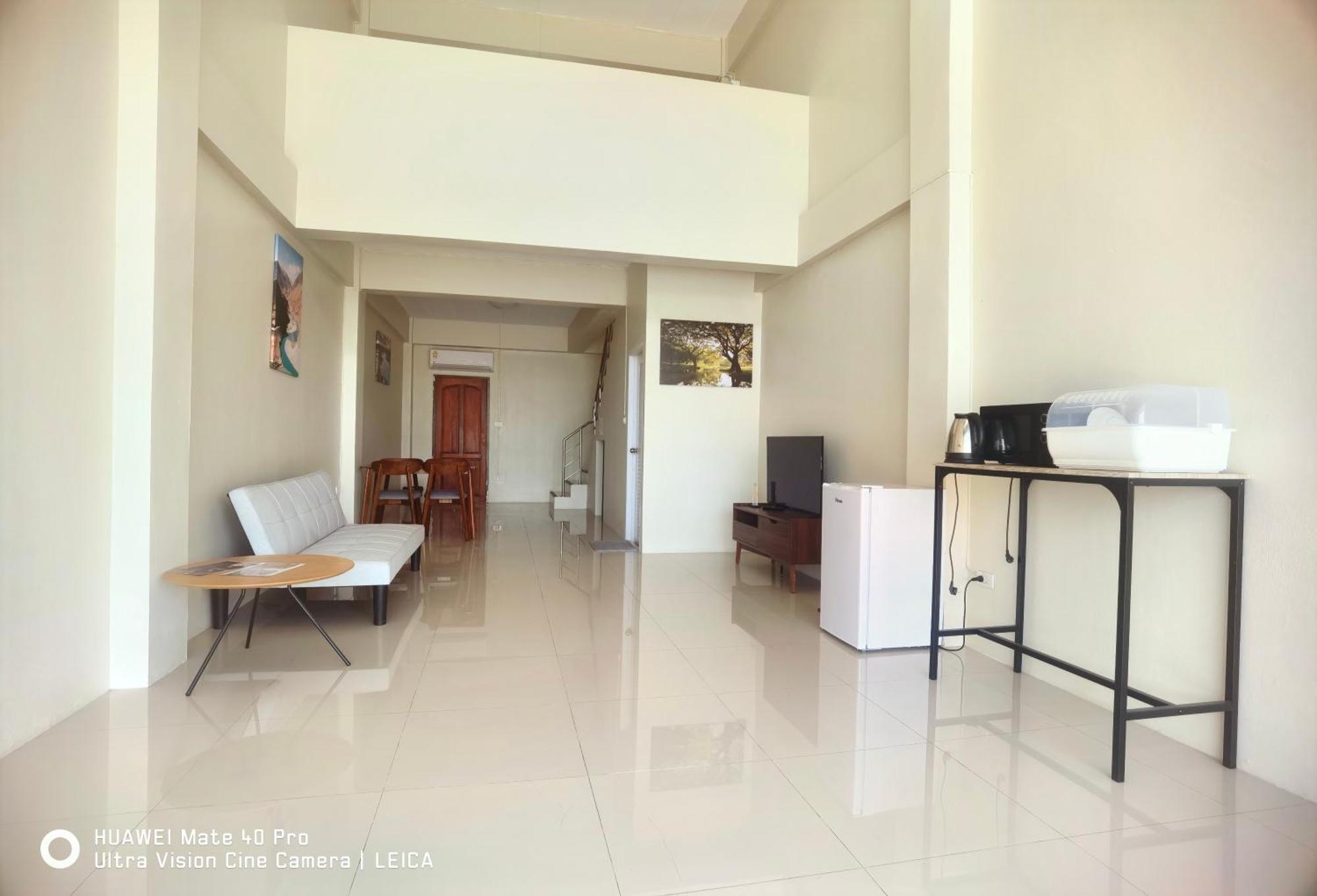 فندق 115 Townhouse Ban Khlong Krang المظهر الخارجي الصورة
