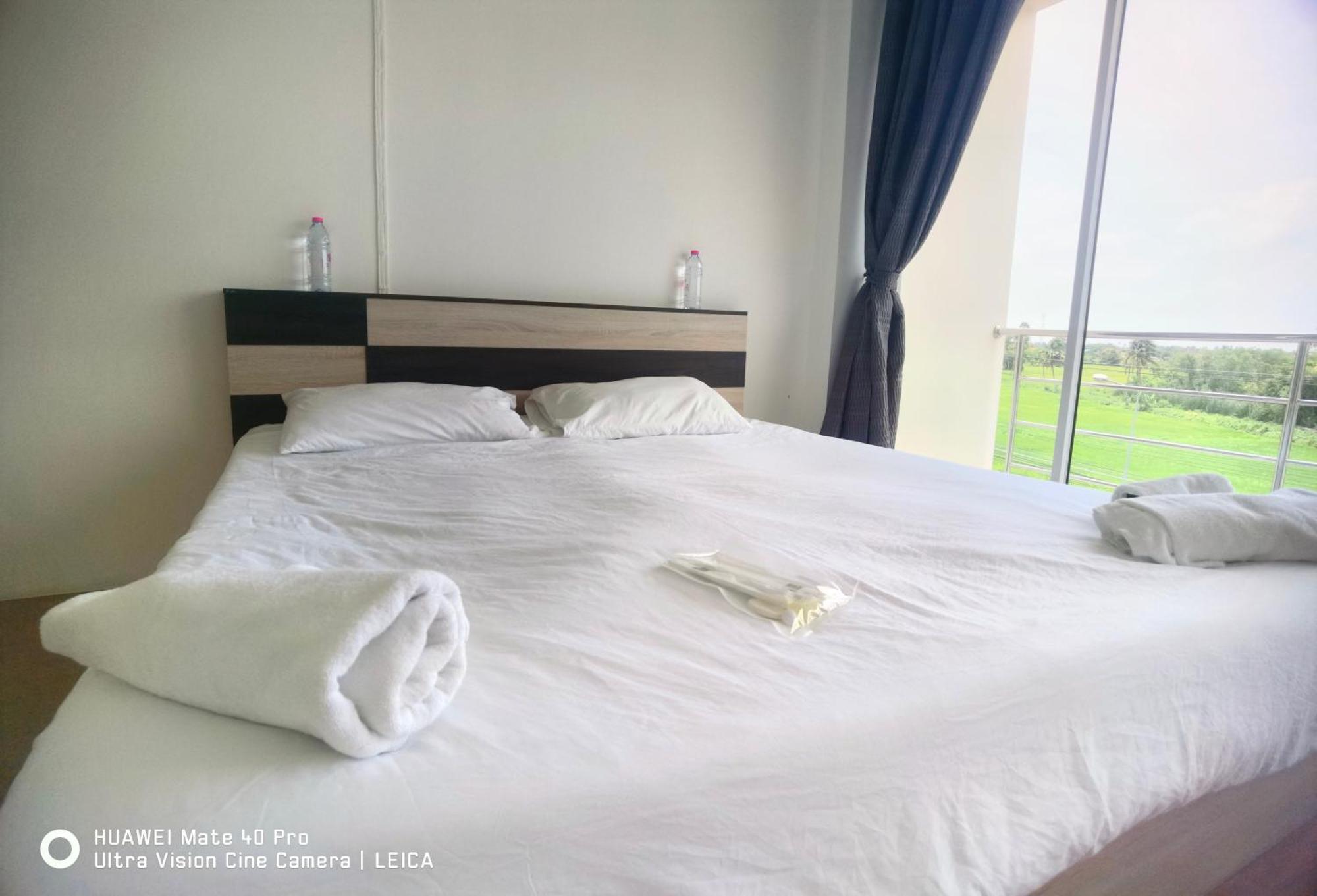 فندق 115 Townhouse Ban Khlong Krang المظهر الخارجي الصورة