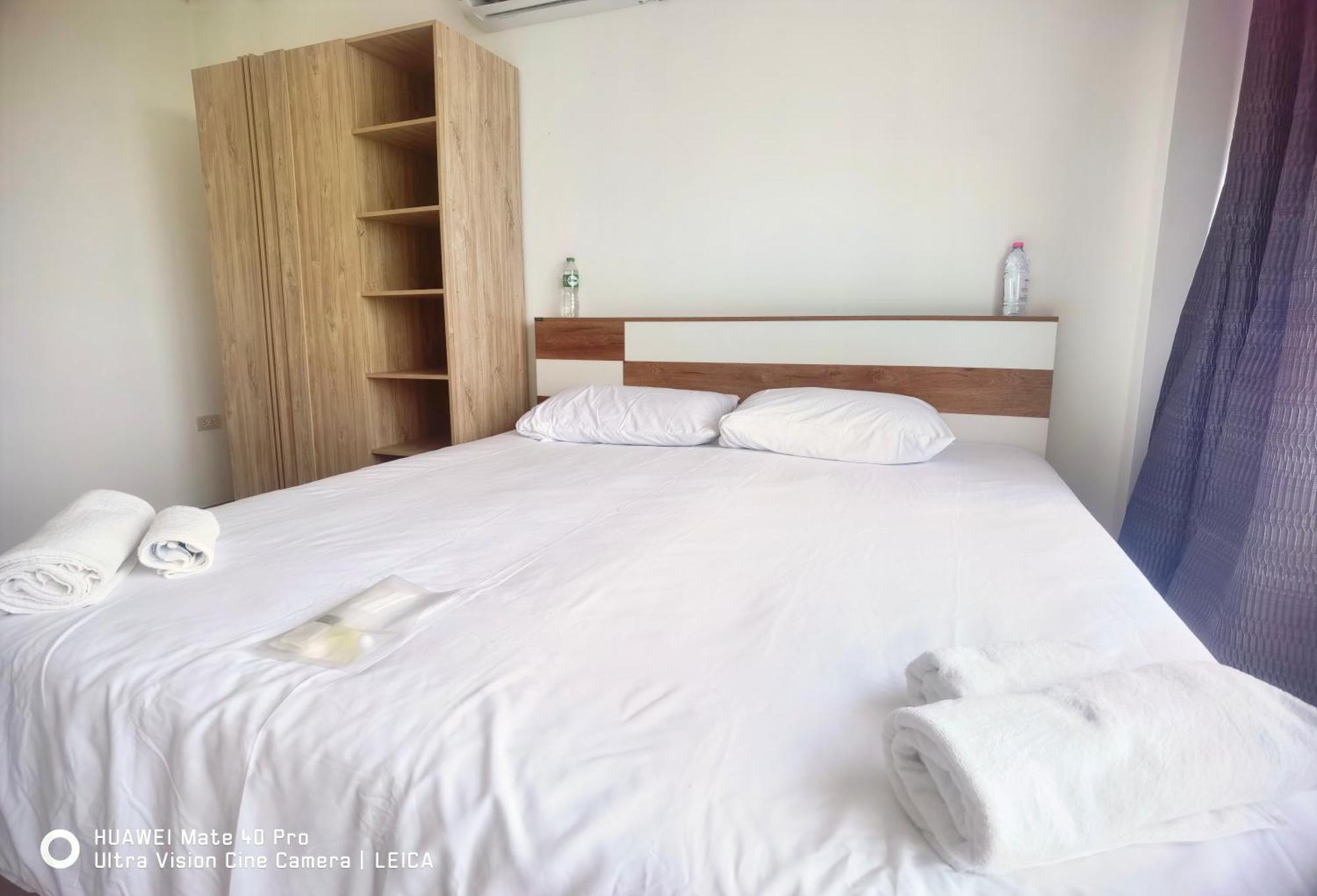 فندق 115 Townhouse Ban Khlong Krang المظهر الخارجي الصورة